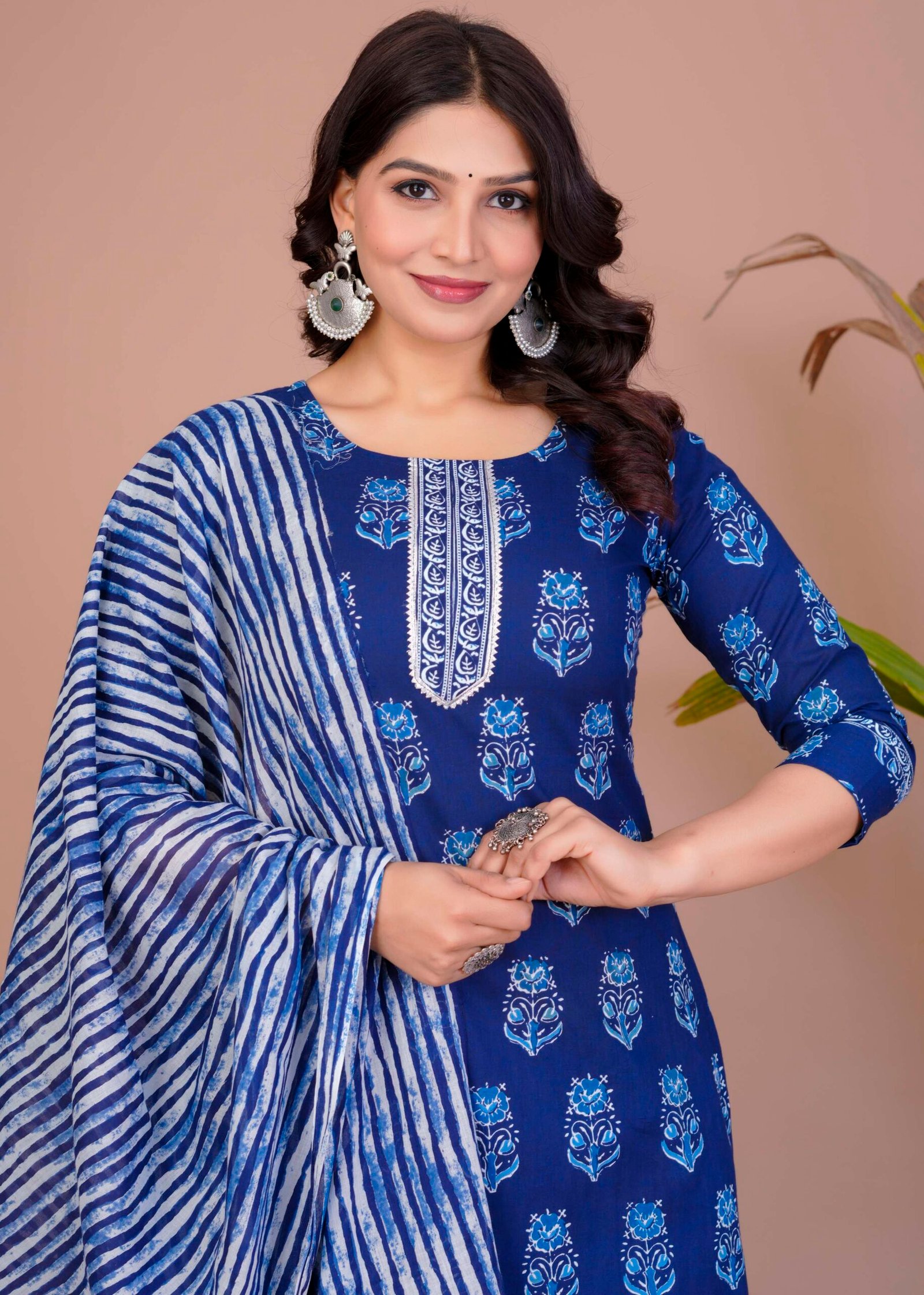 Women's Blue Cotton Printed Straight Kurti with Pant & Dupatta Set - Image 6