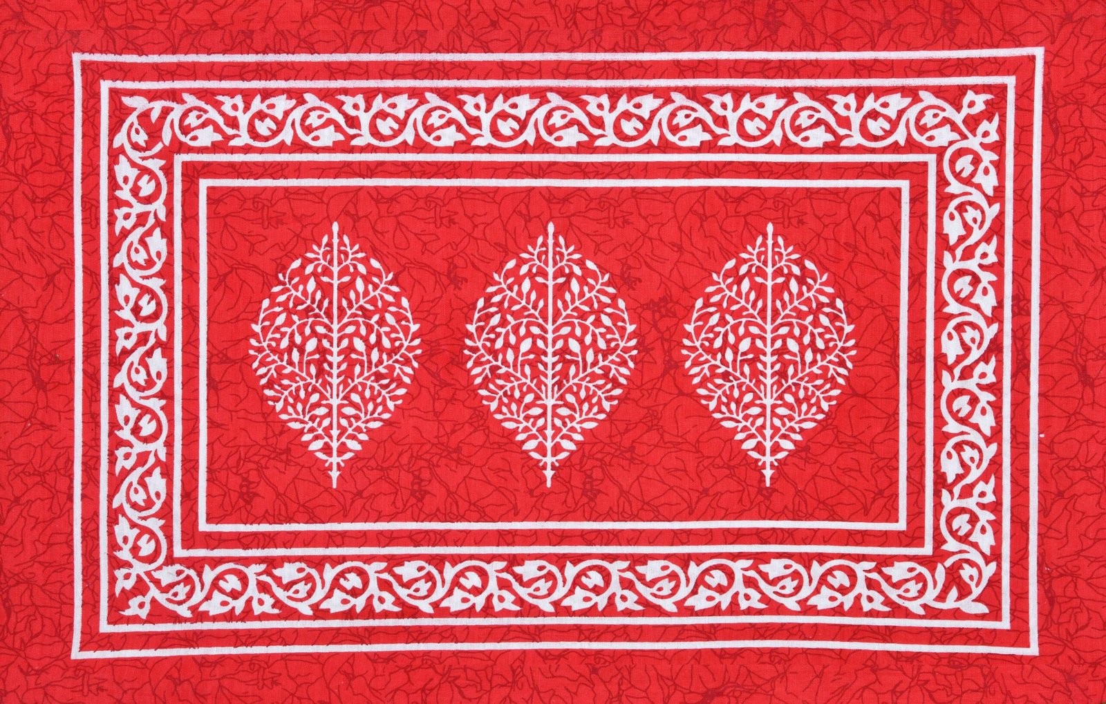 Rajasthani Traditionally Printed Cotton Doublebed Bedsheet With Pack of 2 Pillow Covers - Image 3