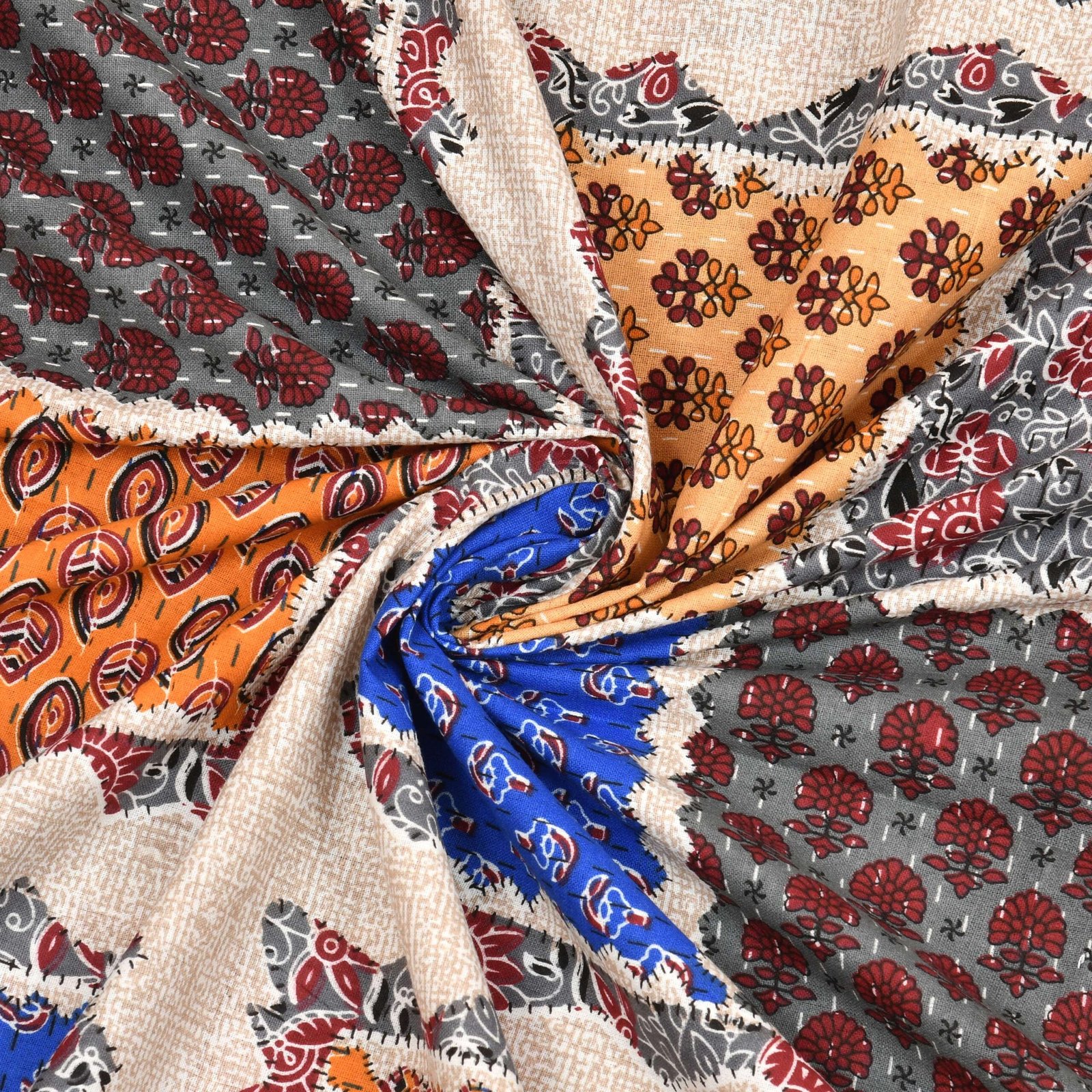 Rajasthani Traditionally Printed Cotton Doublebed Bedsheet With Pack of 2 Pillow Covers - Image 4